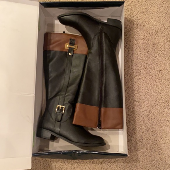 NWT -  Never out of box -  Women’s size 5 tall black/brown boots - Picture 4 of 5